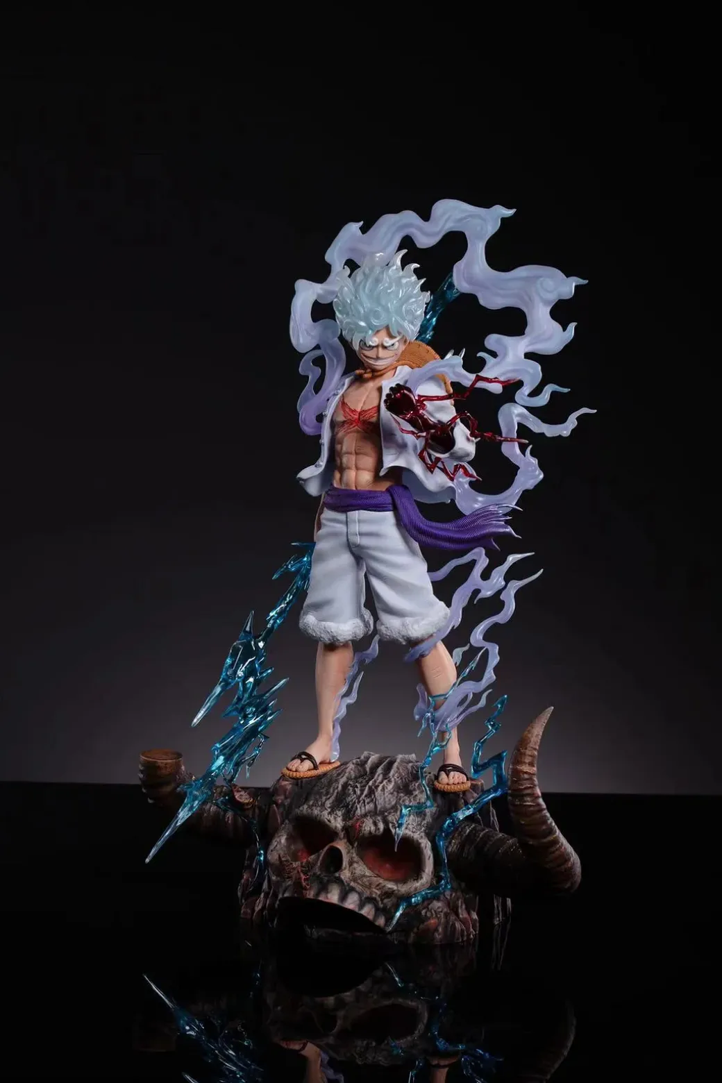 1/4 & 1/6 Scale Gear Fifth Nika Luffy - ONE PIECE Statue - TRUE Studio