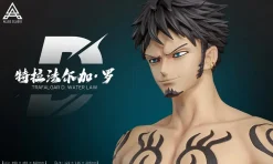 1/4 & 1/1 Scale Trafalgar D. Water Law Bust Statue - ONE PIECE Resin Statue - Atlas Studio