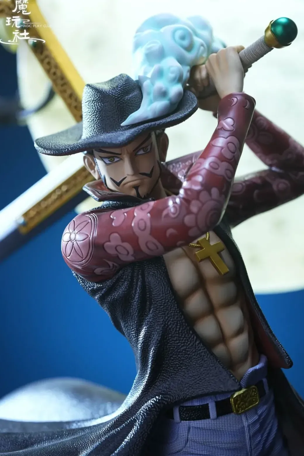 1/6 Scale Dracule Mihawk with LED - ONE PIECE Resin Statue - Magic Play Club Studios