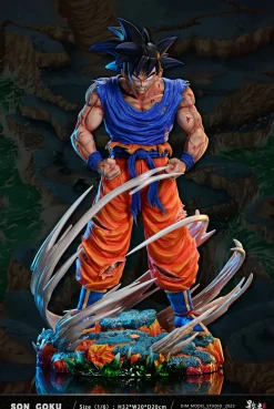 1/6 Scale First Super Saiyan Son Goku - Dragon Ball Resin Statue - D-M Studios