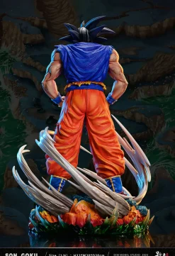 1/6 Scale First Super Saiyan Son Goku - Dragon Ball Resin Statue - D-M Studios