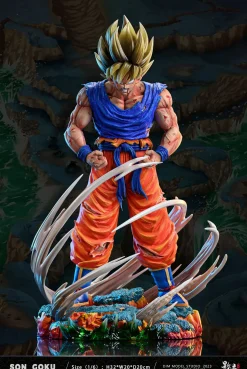 1/6 Scale First Super Saiyan Son Goku - Dragon Ball Resin Statue - D-M Studios