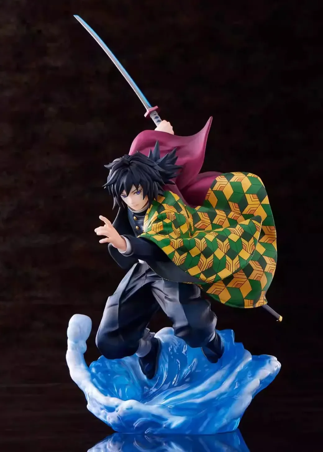 1/8 Scale Giyu Tomioka - Demon Slayer: Kimetsu no Yaiba Official Statue - Bell Fine