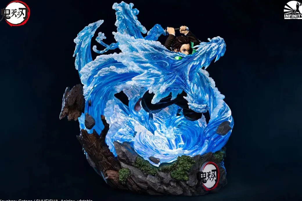 1/4 Scale Kamado Tanjirou with LED - Demon Slayer: Kimetsu no Yaiba Resin Statue - Infinity Studios