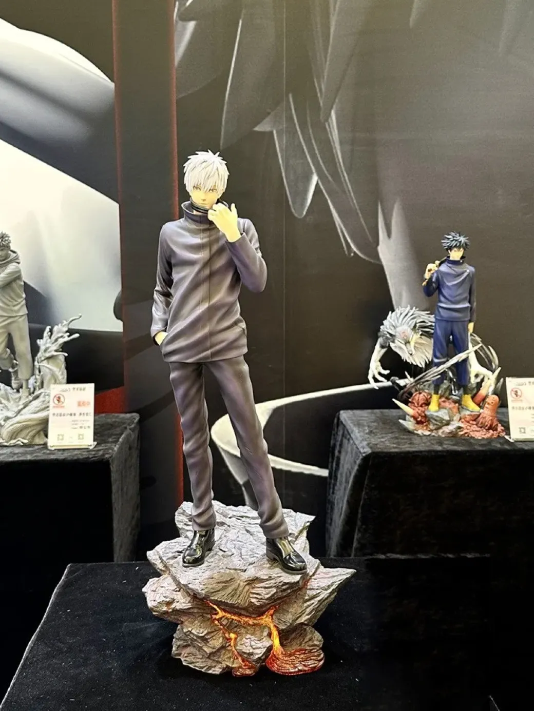 1/4 Scale Licensed Ver. B Satoru Gojo - Jujutsu Kaisen Resin Statue - Justice Intentions Studio