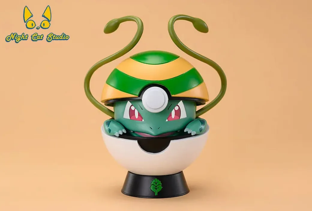 1/1 Scale Pokemon Poké Ball 002 - Pokemon Resin Statue - Night Cat Studio