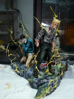 1/6 Scale Reiner Braun & Bertolt Hoover - Attack On Titan Resin Statue - Light Team Studios