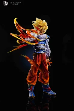 1/6 Scale Space Suit Ver. Super Saiyan Son Goku - Dragon Ball Resin Statue - Star Diamond Studio