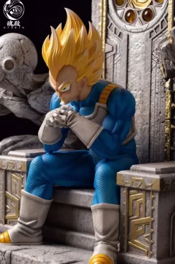 1/4 Scale Throne Super Saiyan Vegeta with LED - Dragon Ball Resin Statue - HunDian Studios