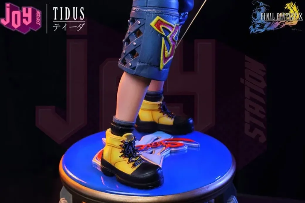 1/4 Scale Tidus with LED - Final Fantasy X Resin Statue - Joy Station Collectibles Studios