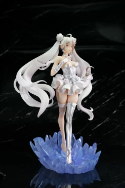 1/4 Scale Usagi Tsukino - Sailor Moon Resin Statue - SC Studio