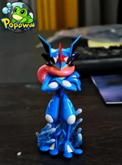 1/20 Scale World Zukan Ash's Greninja & Greninja - Pokemon Resin Statue - PoPoWa Studio