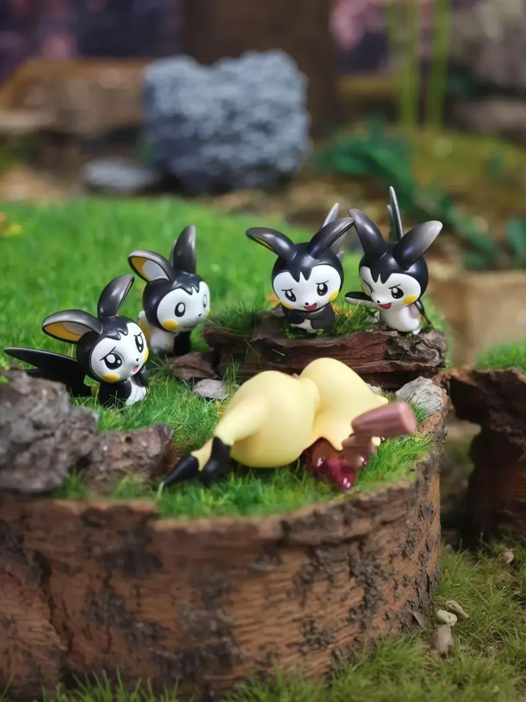 1/20 Scale World Zukan Emolga Set - Pokemon Statue - The Studio