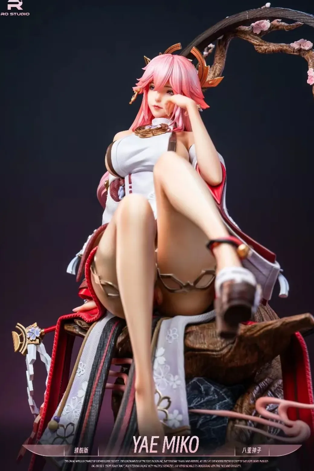 1/4 Scale Yae Miko - Genshin Impact Resin Statue - RO Studio
