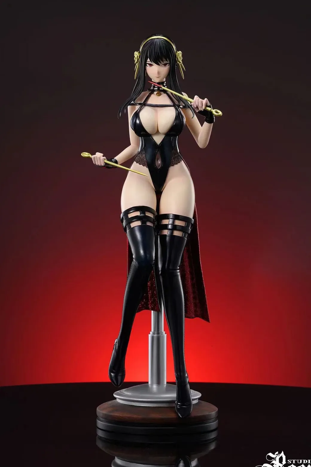 1/6 Scale Yor Forger - SPY X FAMILY Resin Statue - Rosa Studio