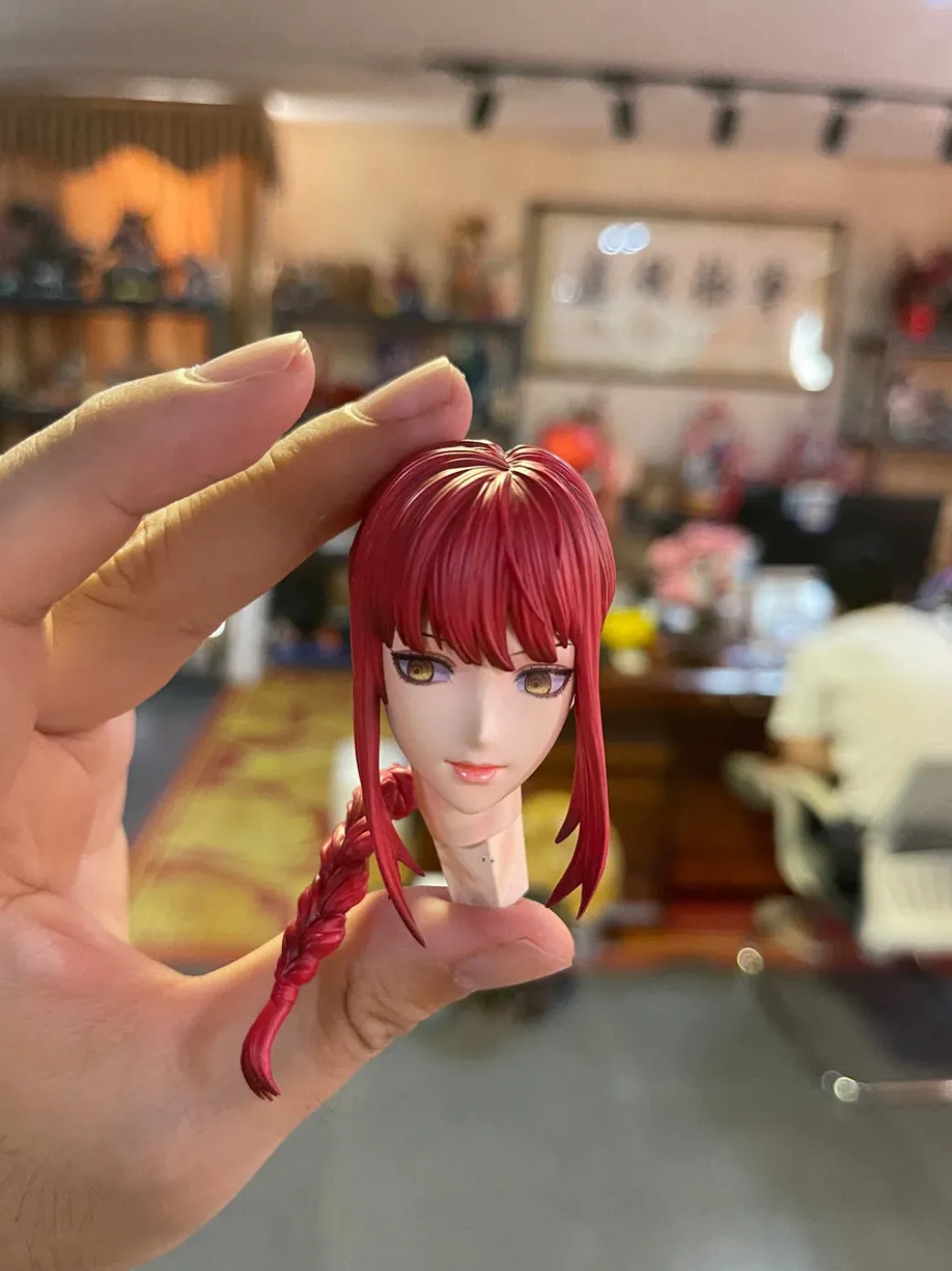 Bad Woman Series 02 Makima with LED - Chainsaw Man Resin Statue - YOLO Studios