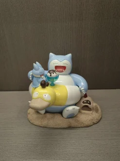 Beach Snorlax & Munchlax - Pokemon Statue - YueJianShan Studio