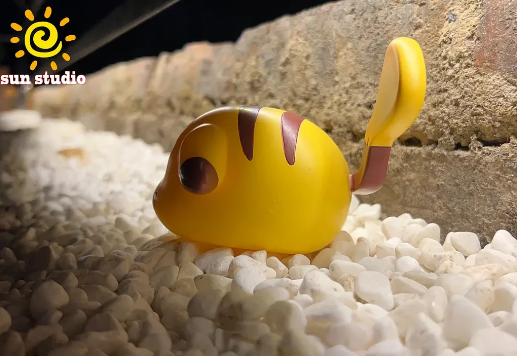 Big & Small Scale Pikachu - Pokemon Resin Statue - sun Studio