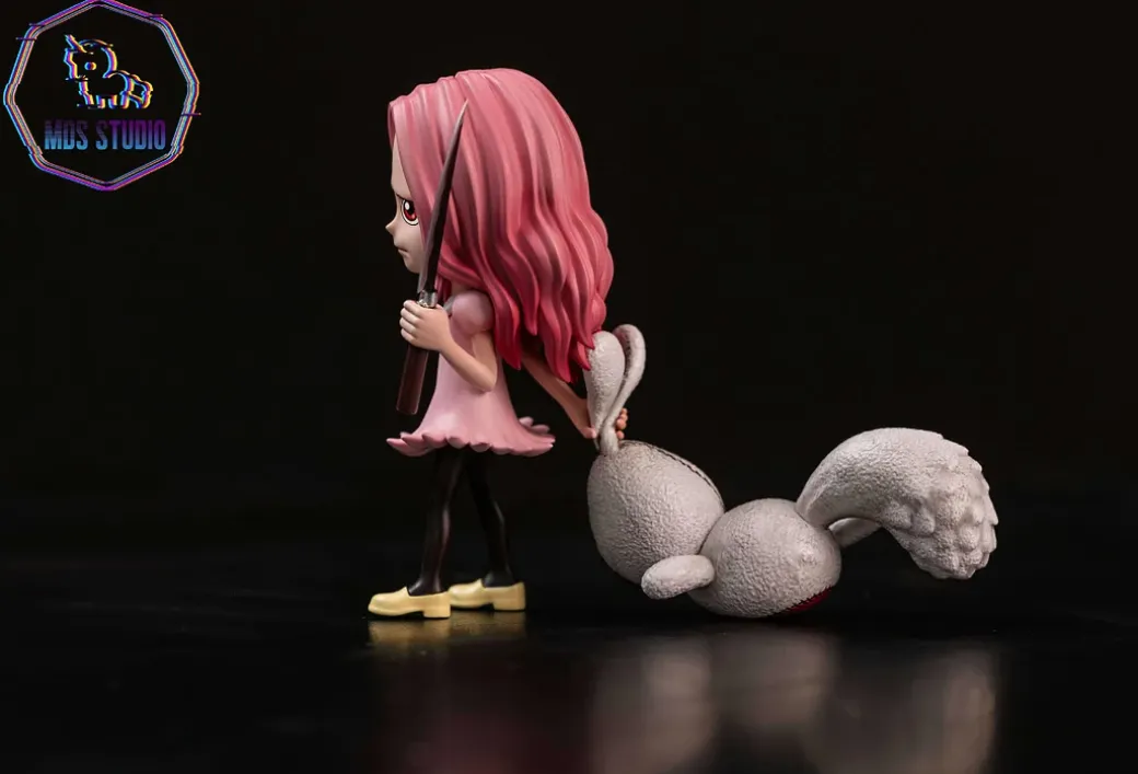 Big Mom Pirates Series 007 Holy Mother Carmel & Charlotte Anana - ONE PIECE Resin Statue - MDS Studio