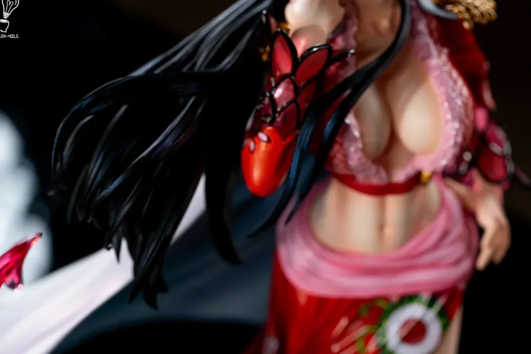 Catwalking Boa Hancock - ONE PIECE Resin Statue - Brain Hole Studio