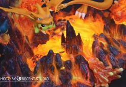 Charizard X & Y with LED - Pokemon Resin Statue - Crescent-Studios