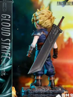 Chibi Ver. Cloud Strife - (FF7) Final Fantasy VII Statue - SenLinTu Studio