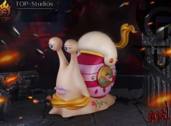 DenDenMushi of Three Sweet Commanders Charlotte Katakuri, Charlotte Smoothie & Charlotte Cracker - ONE PIECE Resin Statue - TOP-Studios