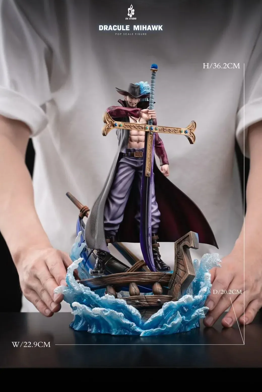 Dracule Mihawk - ONE PIECE Resin Statue - Dx Studio