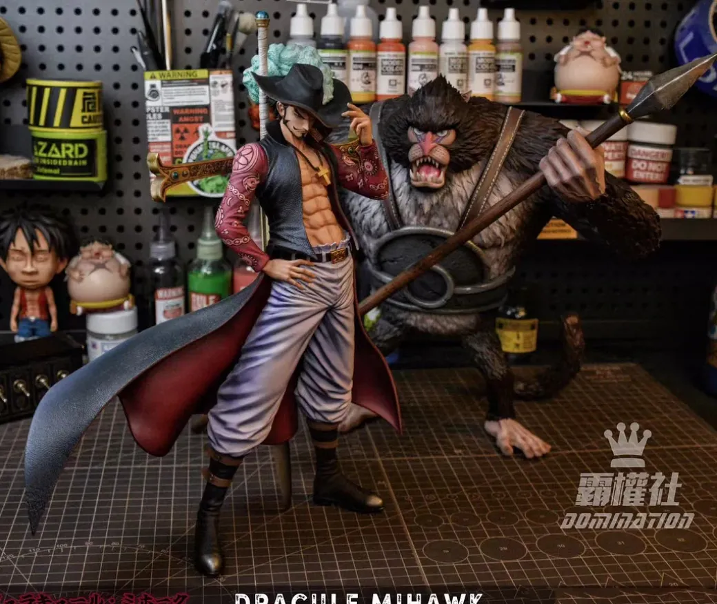 Dracule Mihawk - ONE PIECE Resin Statue - Domination Studio