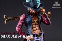 Dracule Mihawk - ONE PIECE Resin Statue - Domination Studio