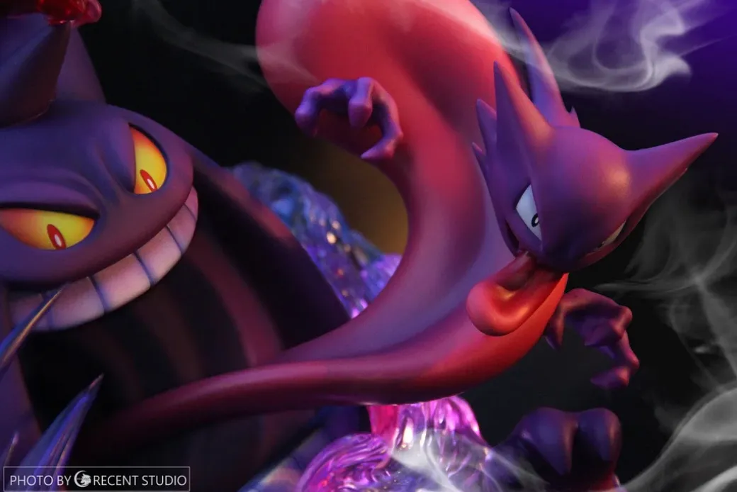 Gigantamax Gengar with LED - Pokemon Resin Statue - Crescent-Studios
