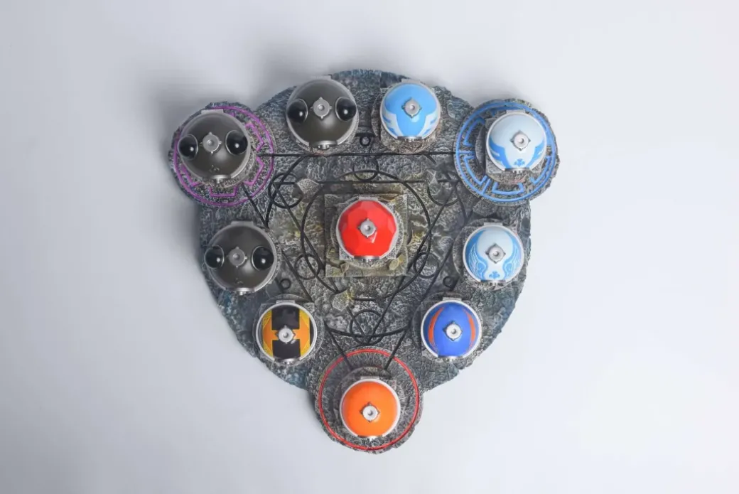 Hisui Pokeball - Pokemon Resin Statue - The Studio
