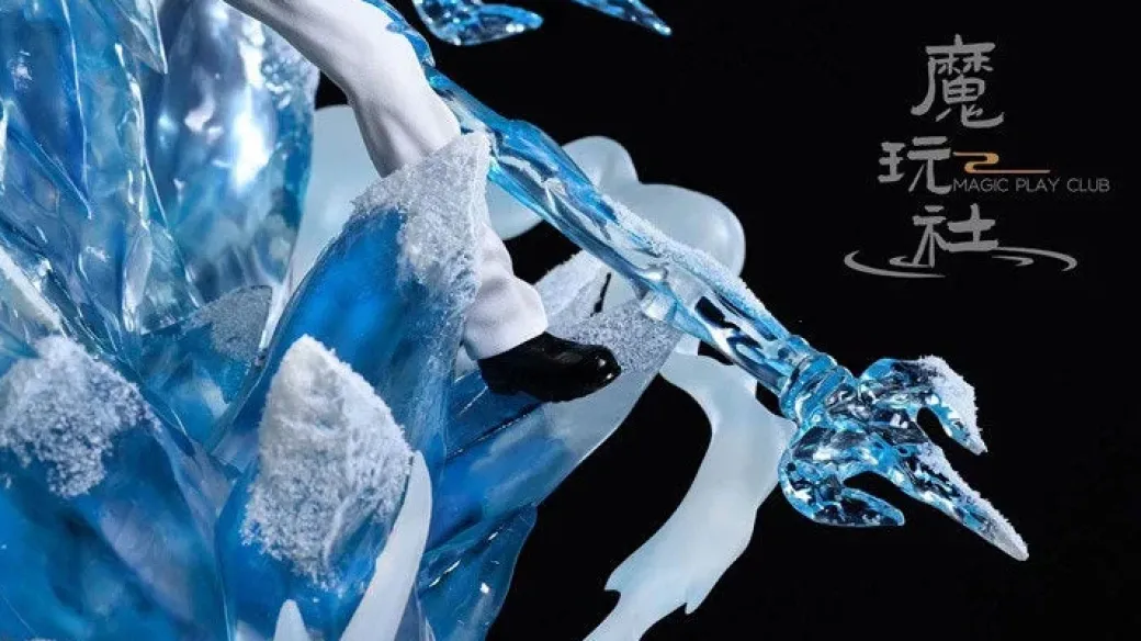 Kuzan with LED - ONE PIECE Resin Statue - Magic Play Club Studios
