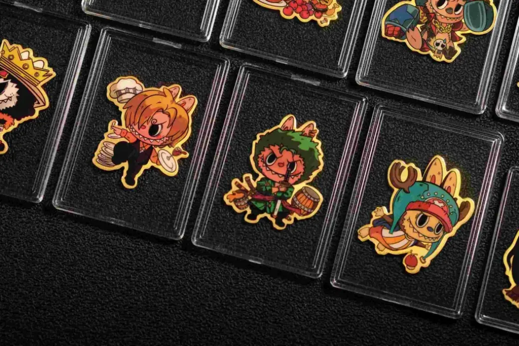 Labubu x Straw Hat Crew Pure Gold Sticker - ONE PIECE - ShenShi Studio