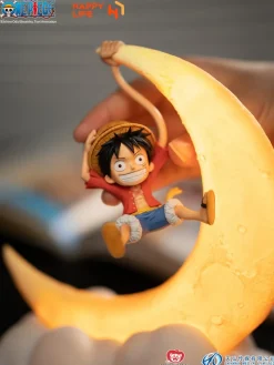 Little Monkey D. Luffy Magnetic Night Lamp with LED - ONE PIECE Official Statue - HAPPY LIFE Studio