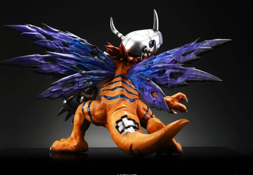 MetalGreymon with LED - Digimon Statue - KOKO-Studio