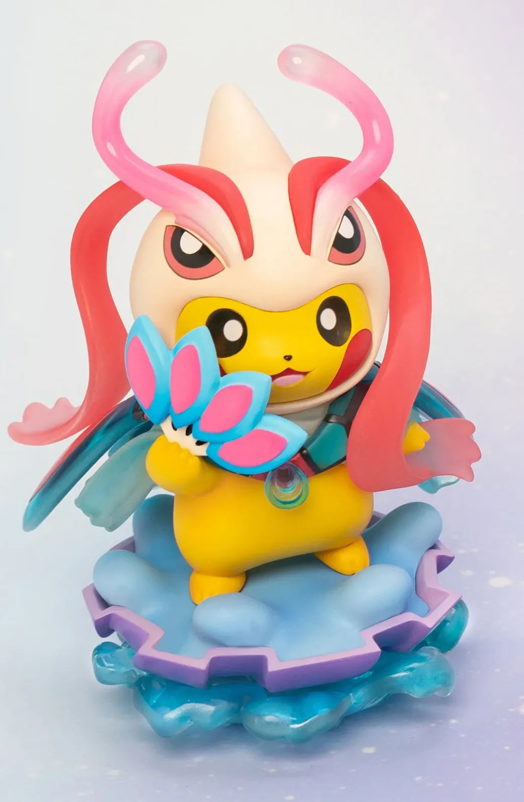 Milotic & Milotic Cosplay Pikachu - Pokemon Resin Statue - QN Studios