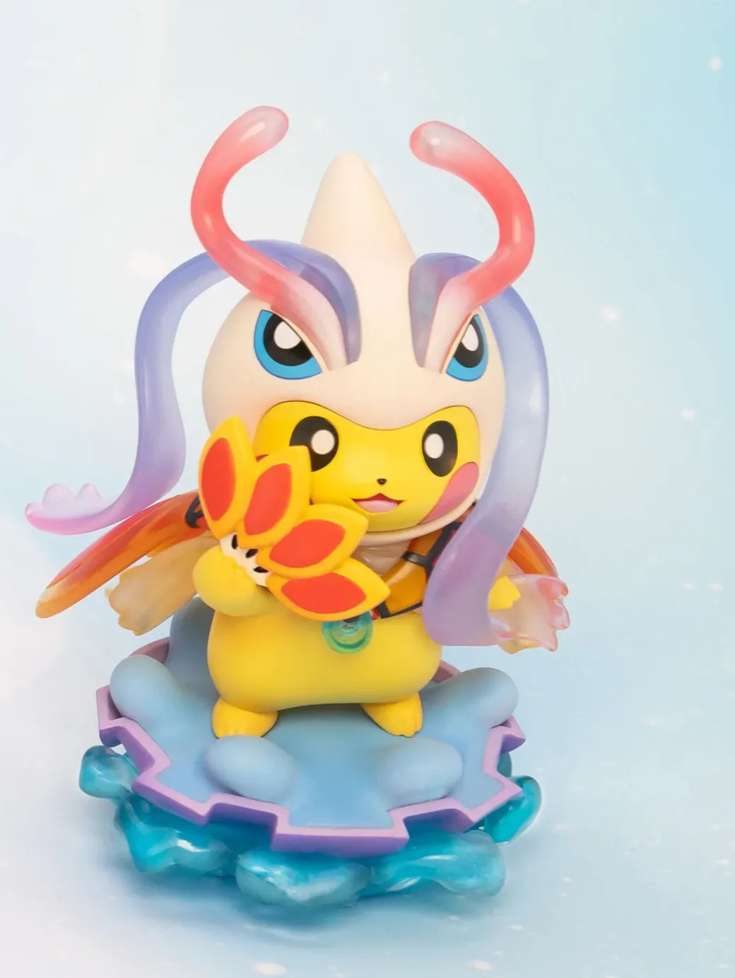 Milotic & Milotic Cosplay Pikachu - Pokemon Resin Statue - QN Studios