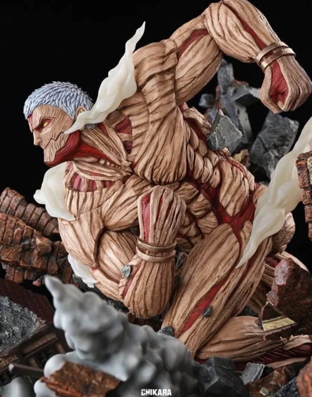 Nine Titans Series Armored Titan & Reiner Braun - Attack On Titan Resin Statue - CHIKARA Studios