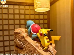 Pikachu & Squirtle Running - Pokemon Statue - XiaoDingDang Studio