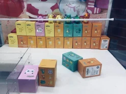 Pikachu/Bulbasaur/Charmander/Squirtle/Psyduck/Jigglypuff - Pokemon Statue / Car Trim - Official