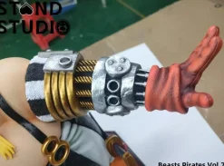 POP Scale Queen - ONE PIECE Resin Statue - STAND Studios