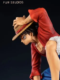 POP Scale Squatting Monkey D. Luffy - ONE PIECE Resin Statue - FUN Studios
