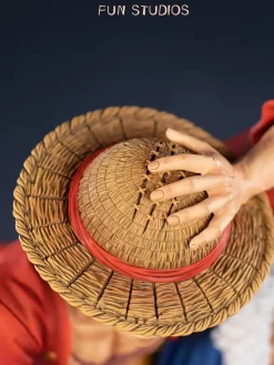 POP Scale Squatting Monkey D. Luffy - ONE PIECE Resin Statue - FUN Studios