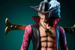 POP Scale Standing Dracule Mihawk - ONE PIECE Resin Statue - C2 Studio