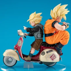 Riding Scooter Son Goku & Son Gohan - Dragon Ball Official Statue - MegaHouse