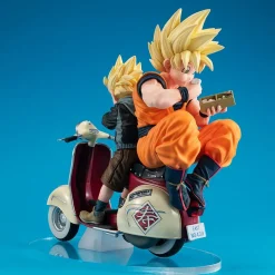 Riding Scooter Son Goku & Son Gohan - Dragon Ball Official Statue - MegaHouse