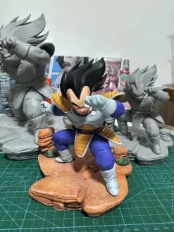 S- & S Scale Starting Hand Vegeta - Dragon Ball Resin Statue - PISCES Studio