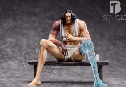 Sitting Bathhouse Kuzan - ONE PIECE Resin Statue - BT Studios