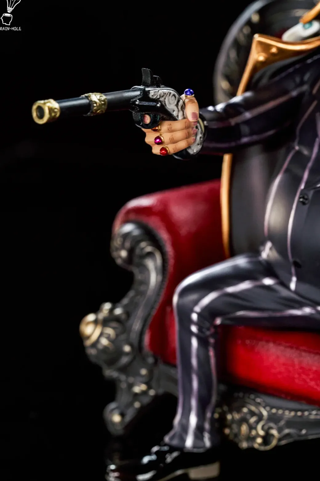 Sitting Capone Bege - ONE PIECE Resin Statue - Brain Hole Studio